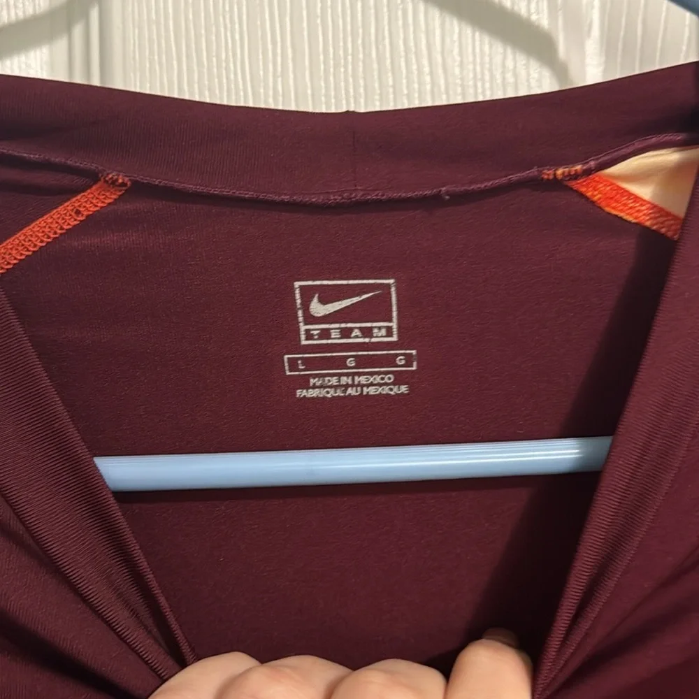 Nike performance wear team top